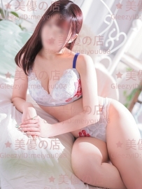 【清楚素人系×彼女感】癒しの恋人気分で密着プレイ💗｜しおりちゃん